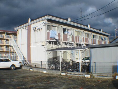 爪崎サンプラザ外観写真