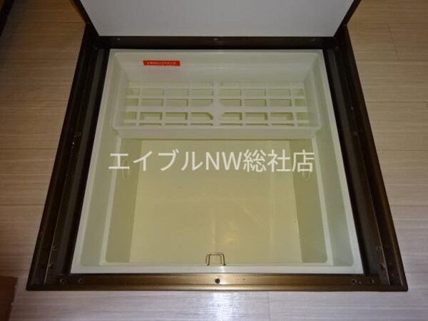 収納(床下収納)
