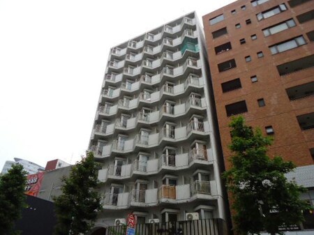 栄マンションS棟外観写真