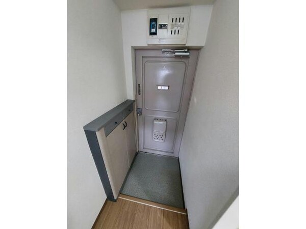 玄関回り