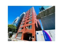 名古屋市営地下鉄名城線 久屋大通駅 10階建 築46年の外観写真