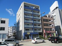 名鉄瀬戸線 尼ケ坂駅 7階建 築19年の外観写真