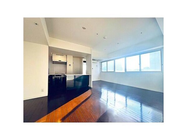 リビングダイニング