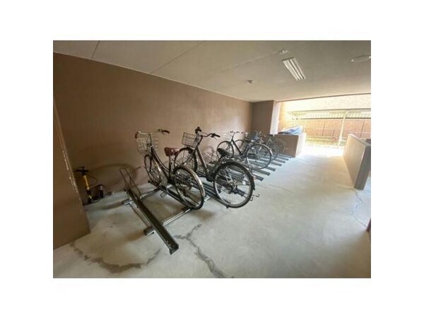 駐輪場