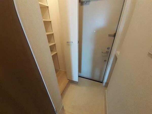 玄関周り