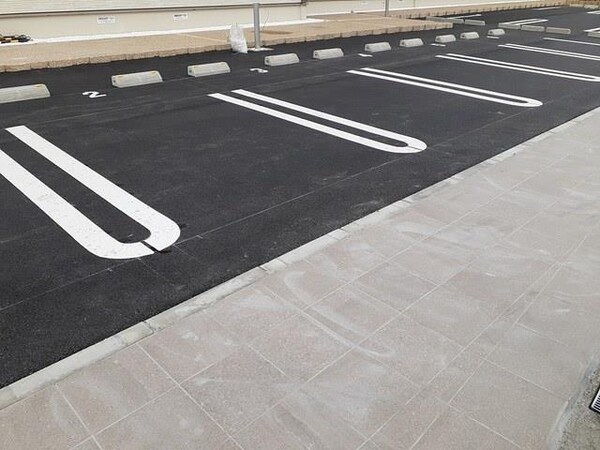 駐車場・駐輪場