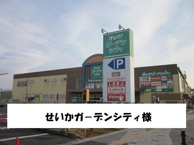 フォレストIの物件外観写真