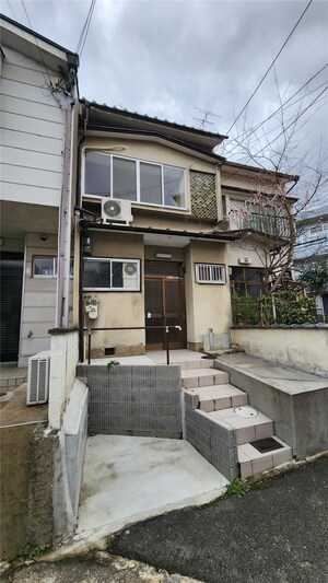 西京極堤下町貸家外観写真
