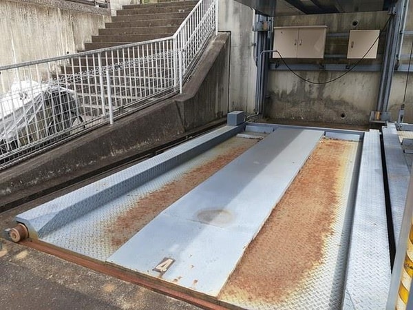 駐車場・駐輪場