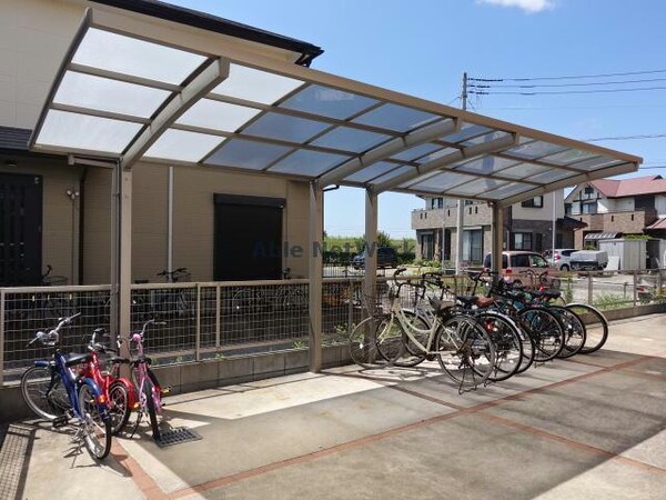 駐輪場
