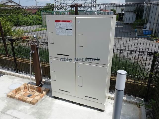 物件外観写真15　(宅配ボックス)