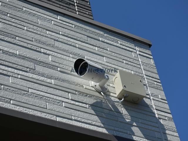 物件外観写真16　(防犯カメラ)