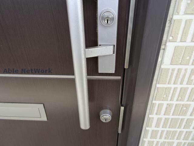 物件外観写真9　(ダブルロックキー)