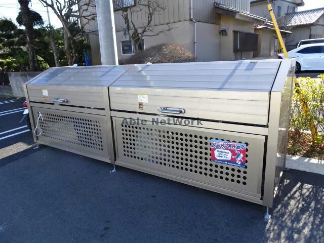 物件外観写真17　(ゴミステーション)