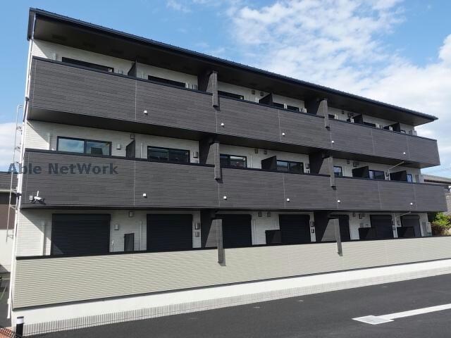 メゾンドールの物件外観写真