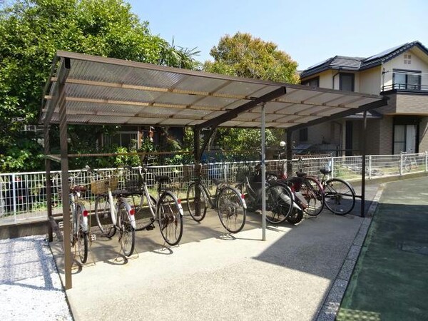 駐輪場