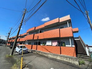 メゾン四谷外観写真