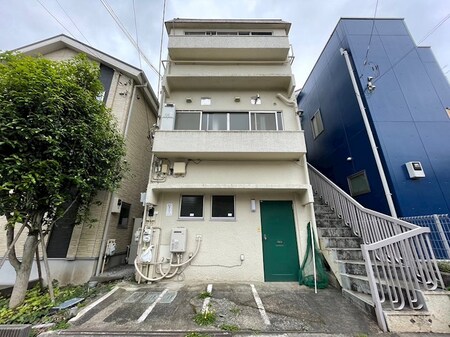 谷口マンション外観写真