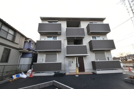 メタルフォックス外観写真