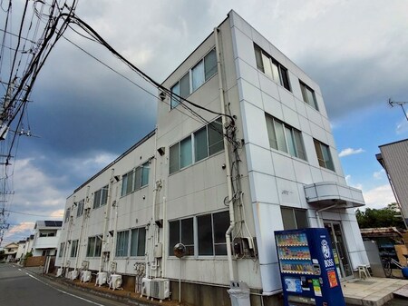 KTビル外観写真