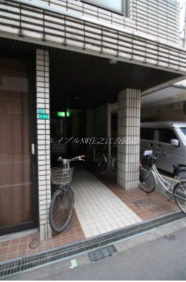 エントランス(入り口)