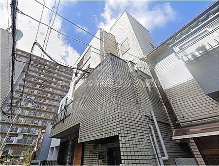 ロイヤルメゾン外観写真
