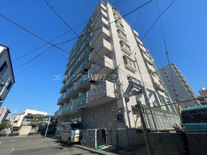 フローライト長居外観写真
