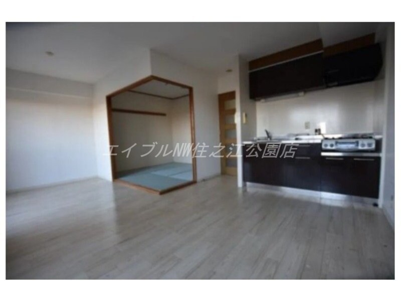 物件内観写真5　(LDK)