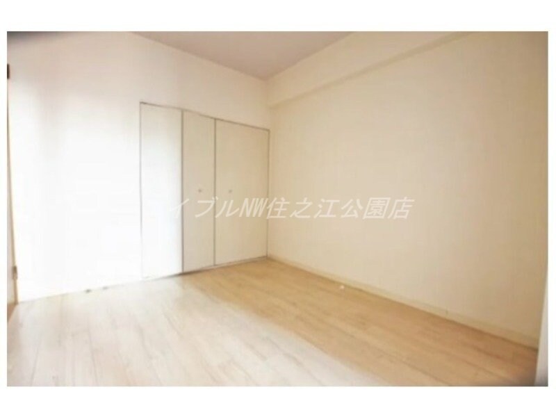 物件内観写真10　(洋室)