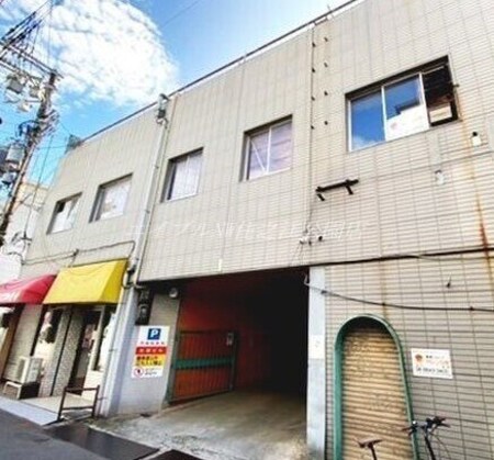 大栄マンション外観写真
