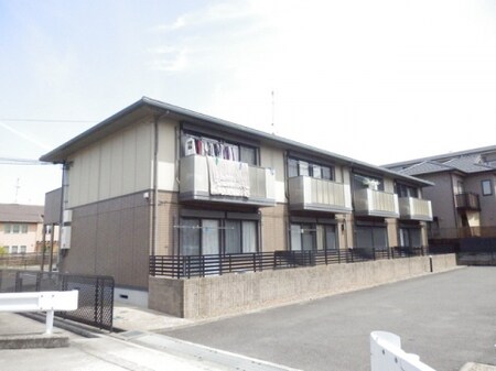 アヴァンス外観写真