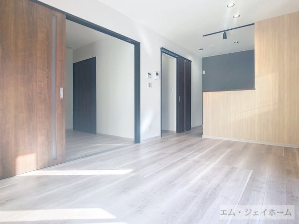 居室・リビング(建築中)