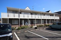 メゾンクレセラⅡの外観写真