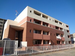 コンプリーション　アンソレイエ外観写真