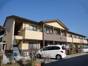 コーポ悠楽里外観写真