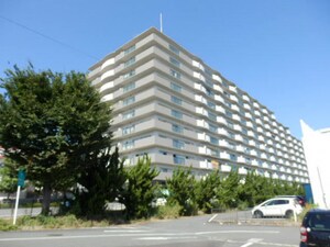 レークパレス大津堅田外観写真