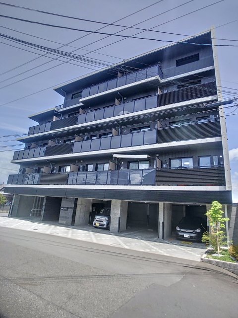 R-6Court