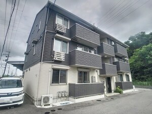ホワイトクレイン野洲外観写真