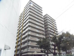 ペルル守山外観写真
