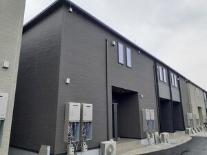 メゾンルミネ五個荘Ⅱ外観写真