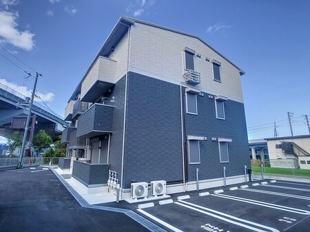 West　PathⅡ外観写真