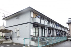 ファミーユリジェ外観写真