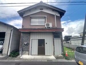 辻邸貸家外観写真