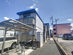 フラット茜外観写真