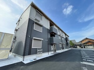 シャーロット石橋駅前外観写真