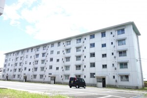 ビレッジハウスひの2号棟外観写真
