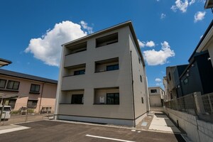 ブライトグランデ大津南志賀外観写真