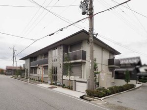 ノーブルパレス外観写真