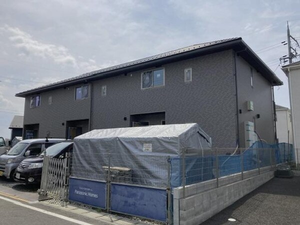 建物外観(建築中)