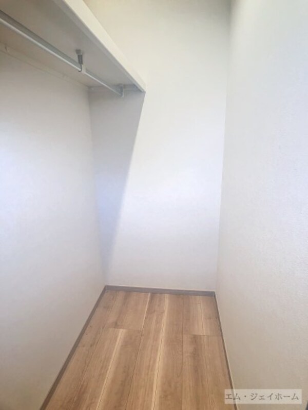 収納(建築中)